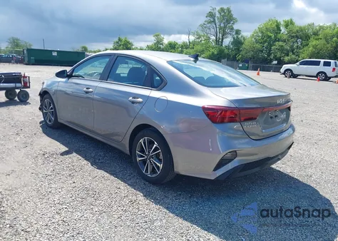 2023 Kia Forte Lxs из США, поврежденный, VIN 3KPF24ADXPE668726